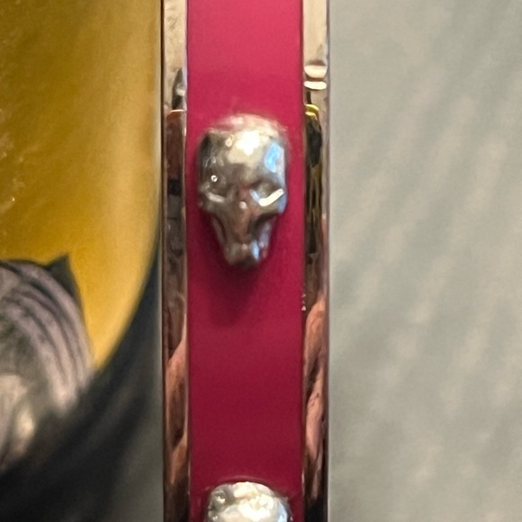 Alexander McQueen raspberry red skull enamel bracelet - Picture 2 of 4